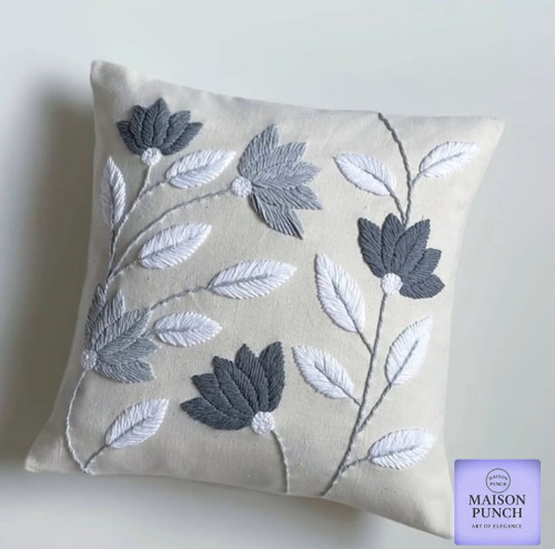 کوسن دستدوز گل